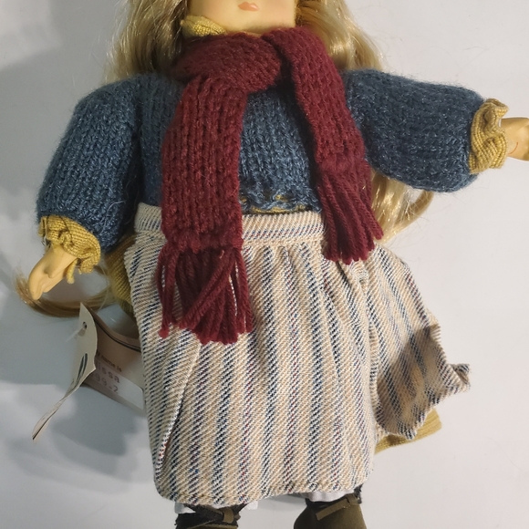 Vintage Little Girl Porcelain Doll TJ Collection Handcrafted Doll Melissa 1993 - Picture 3 of 8